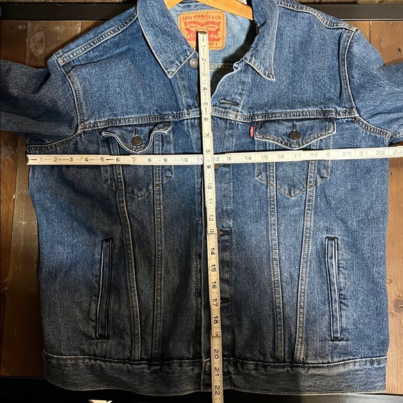 Levi's Men's Classic Blue Denim Jacket - Picture 6 of 6
